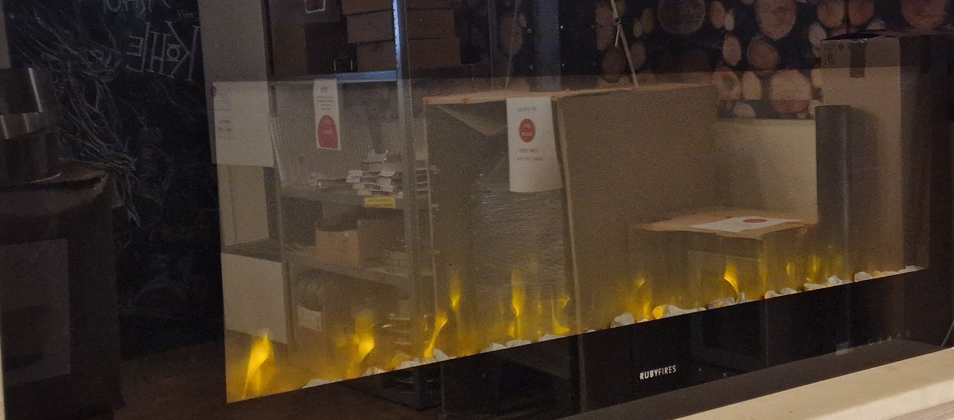 Ruby Fires Effektfeuer für die Wand (kein Versand - siehe unten) Ruby Fires Effektfeuer für die Wand (kein Versand - siehe unten)