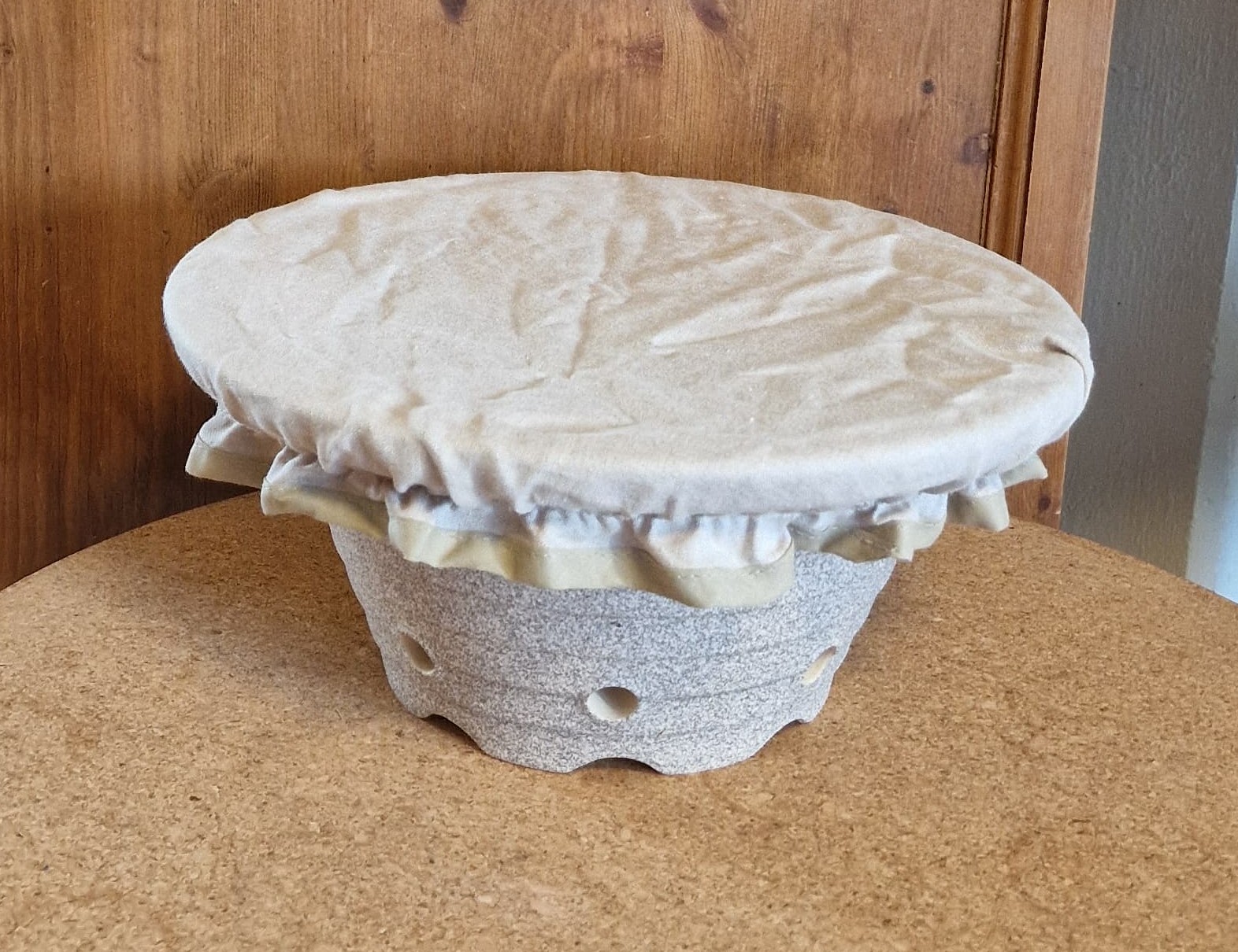 Leinenabdeckung für Brottopf