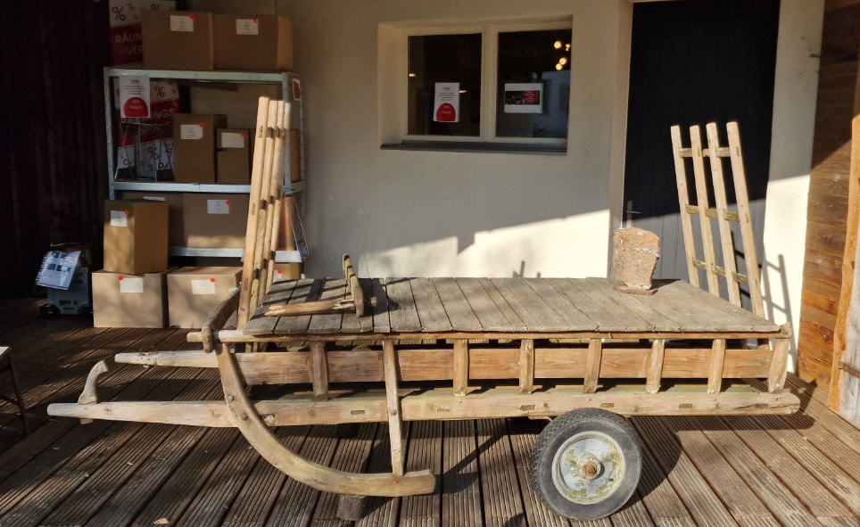 Heuwagen Aussteller (Nur Abholung möglich) Heuwagen Aussteller (Nur Abholung möglich)